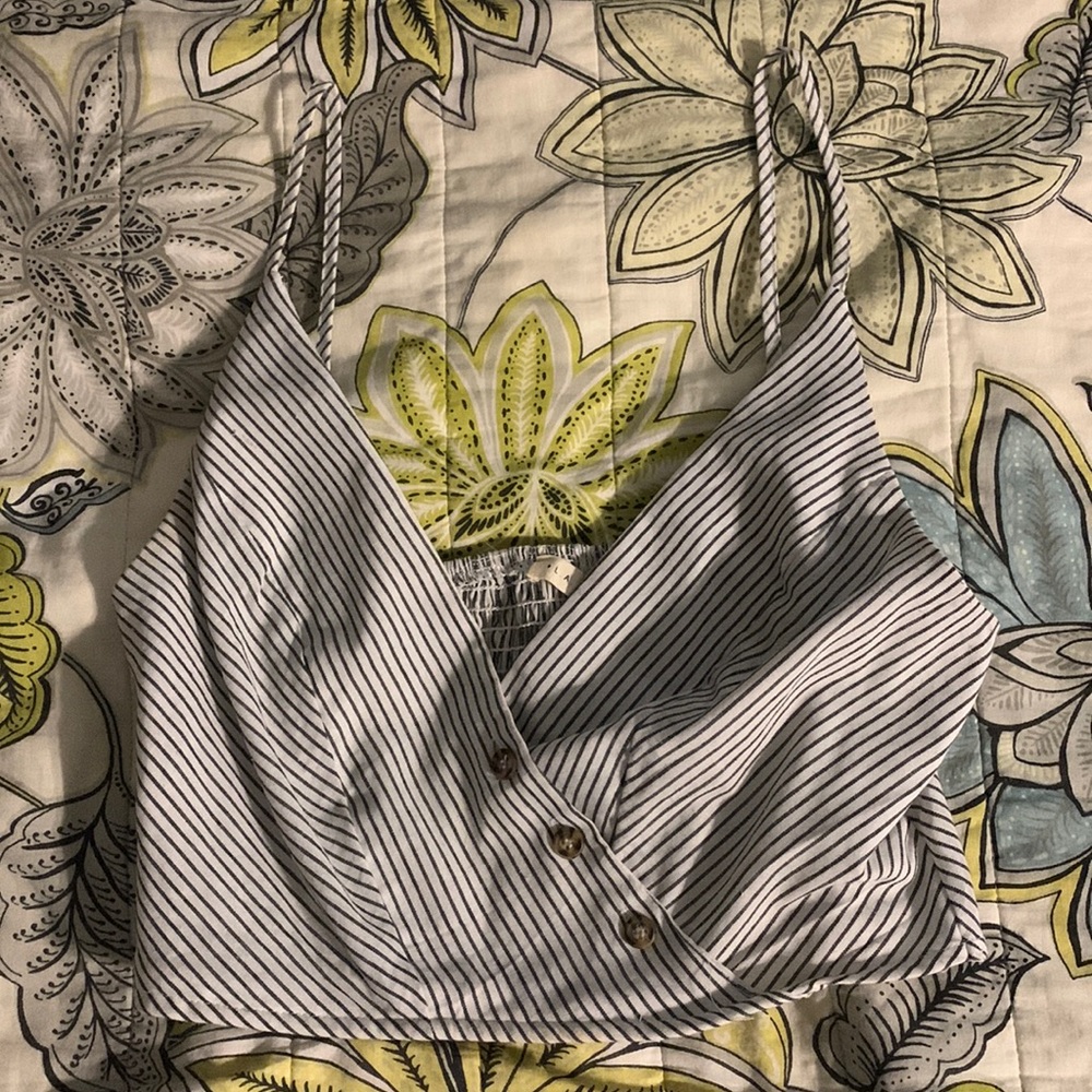 Cropped tank top